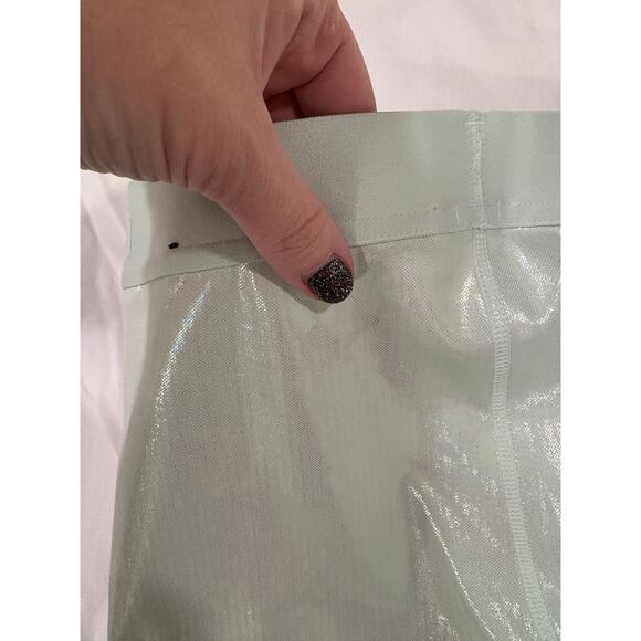 Nike Dri Fit Mermaid Sea Glass 3/4 Length Athletic Leggings Size Medium - Picture 8 of 8